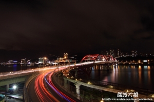 夜拍關渡橋