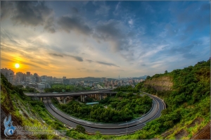新店交流道．日落火燒雲＆車軌