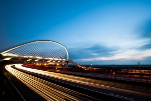 豎琴橋車軌   一張流