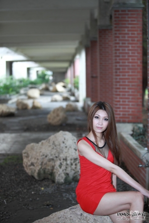 陽光(無)/沙灘/比基妮