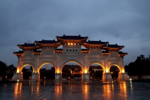 夜拍雨景 中正紀念堂