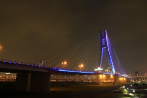 小弟 新手上路 夜拍新北橋