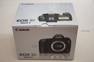 Canon EOS 5D Mark II 無敵兔[開箱]