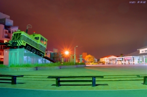 老車站夜風華(一張)