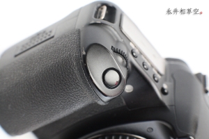 -= EOS 30D + BG-E2手把 =-