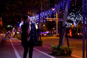 潛水太久, 補些女王大人照片衝衝人氣