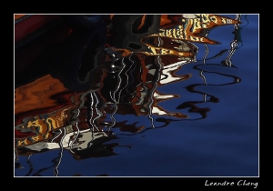 抽象的倒影 - Leandro